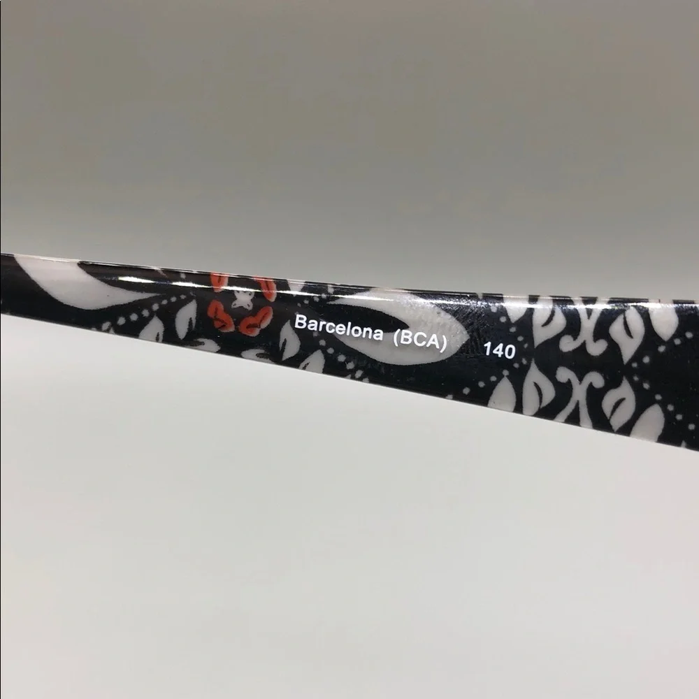 Vera Bradley Meghan Barcelona Elongated Rectangular Glasses 52-17-140 Black NEW